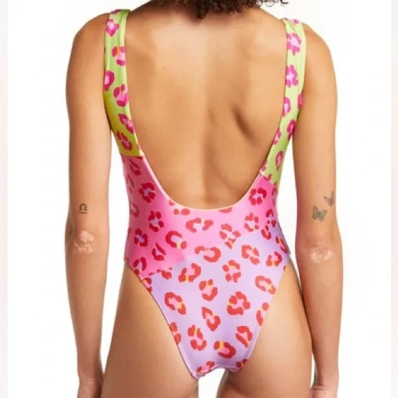 Farm Rio Maxi Leopard Patch One Piece Swimsuit Large - Picture 12 of 12